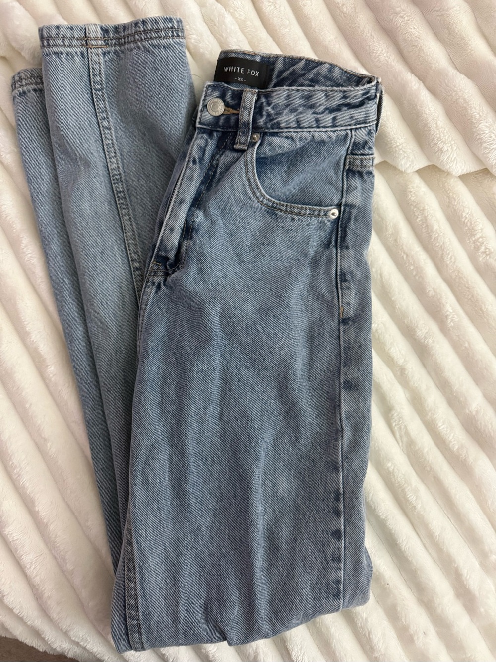 White Fox Boutique Light Blue Straight-Leg Jeans